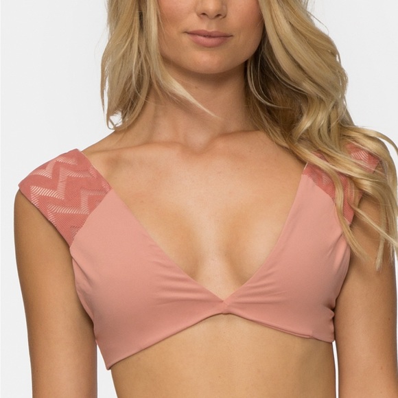 Tavik Other - Tavik chevron rose swim beach bikini top L